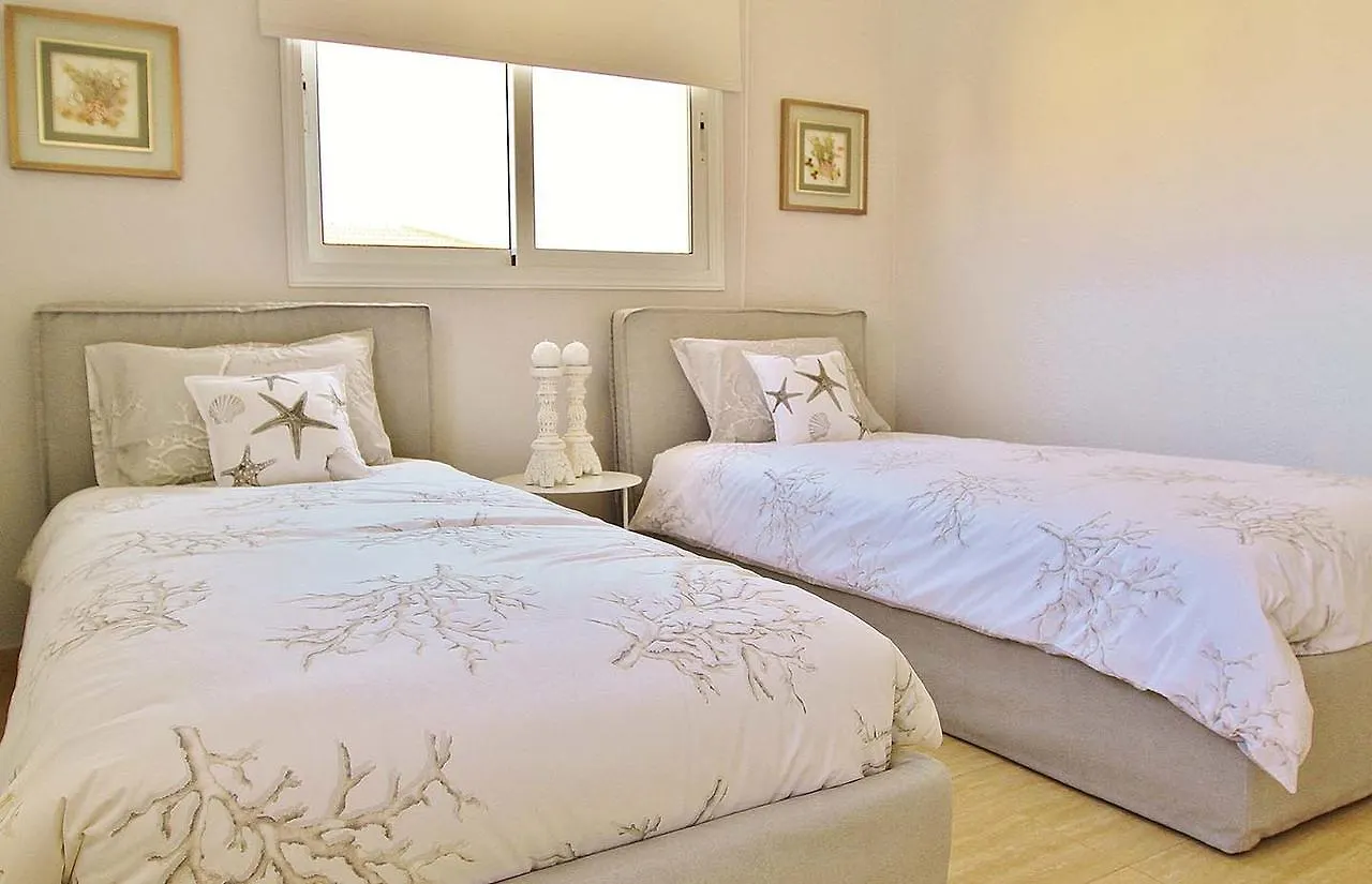 Velomar Villa Паралимни