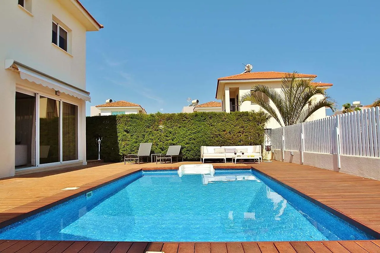 Velomar Villa Paralimni 0*,  Cyprus