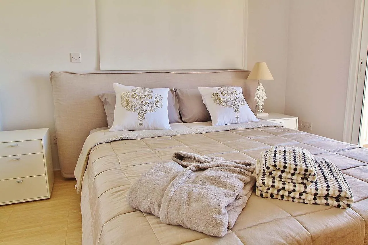 Velomar Villa Paralimni 0*,  Cyprus