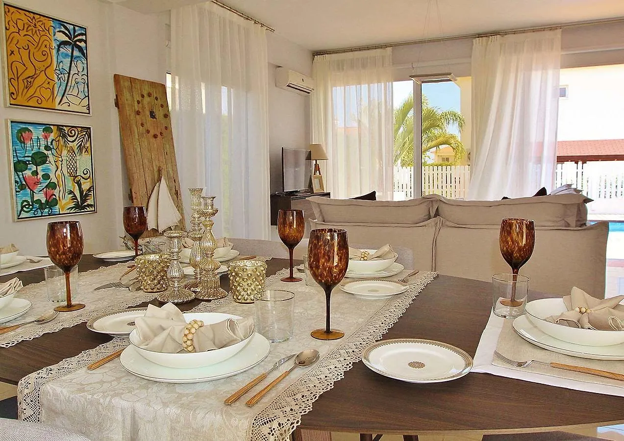 Velomar Villa Paralimni