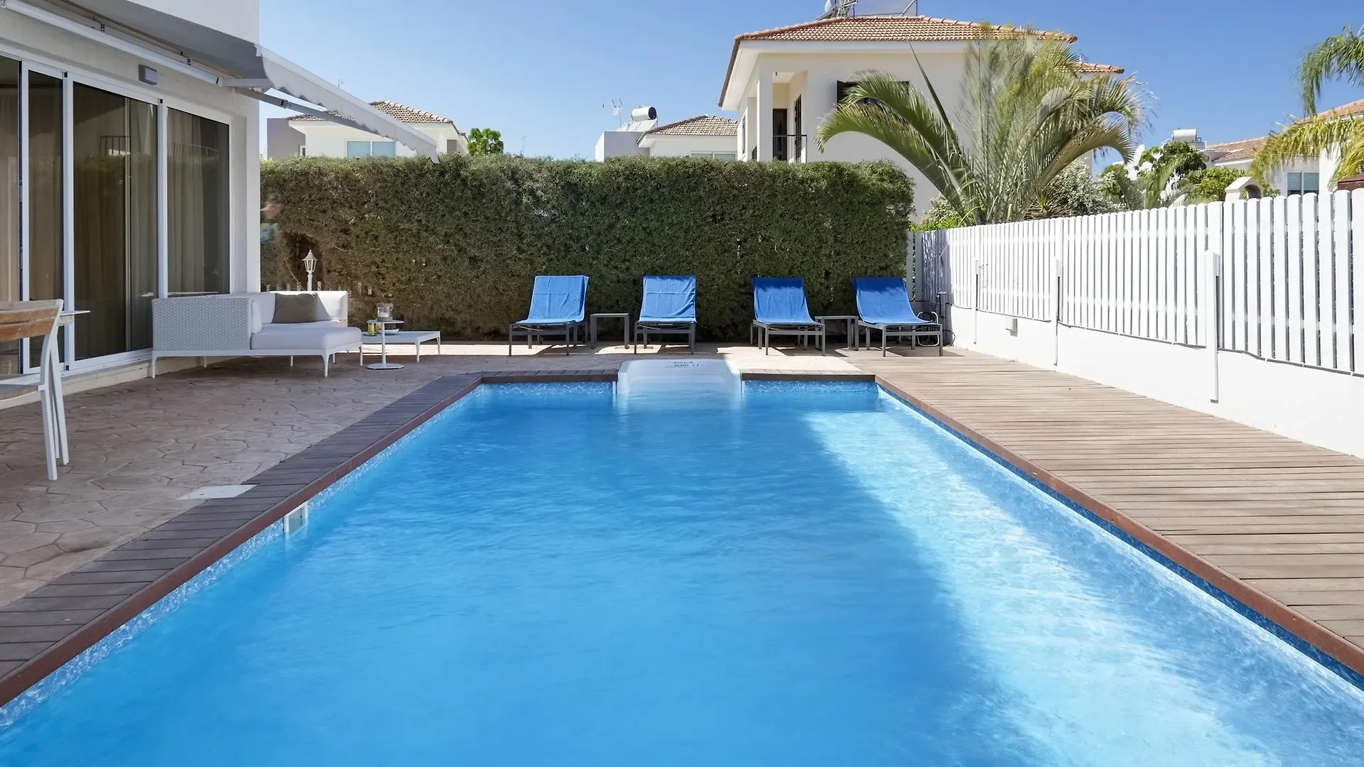 Velomar Villa Paralimni
